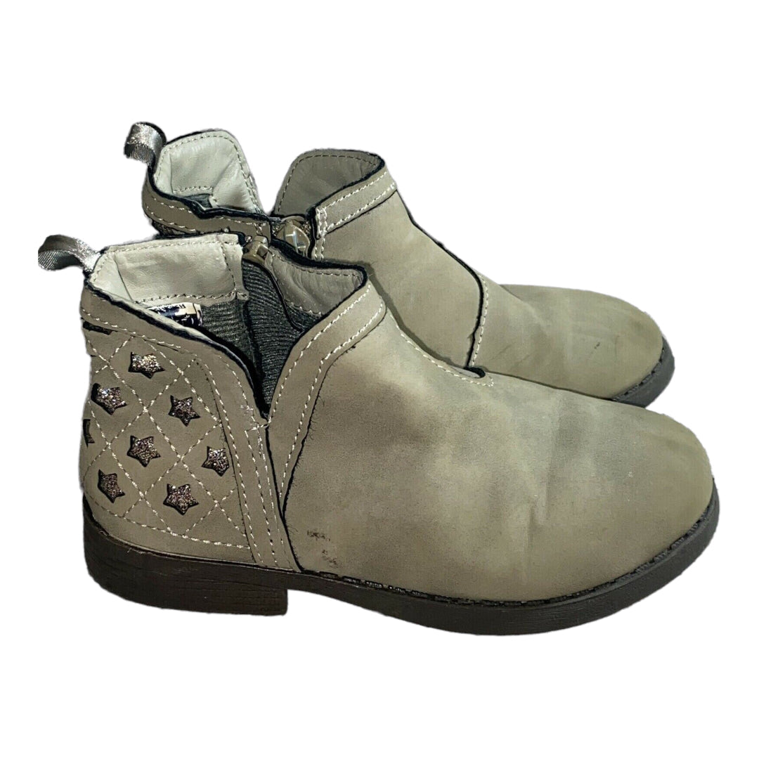 Toddler Girl's Gray Boots-OshKoshB’gosh Size 10 Pre-Owned - GF Variety Shop