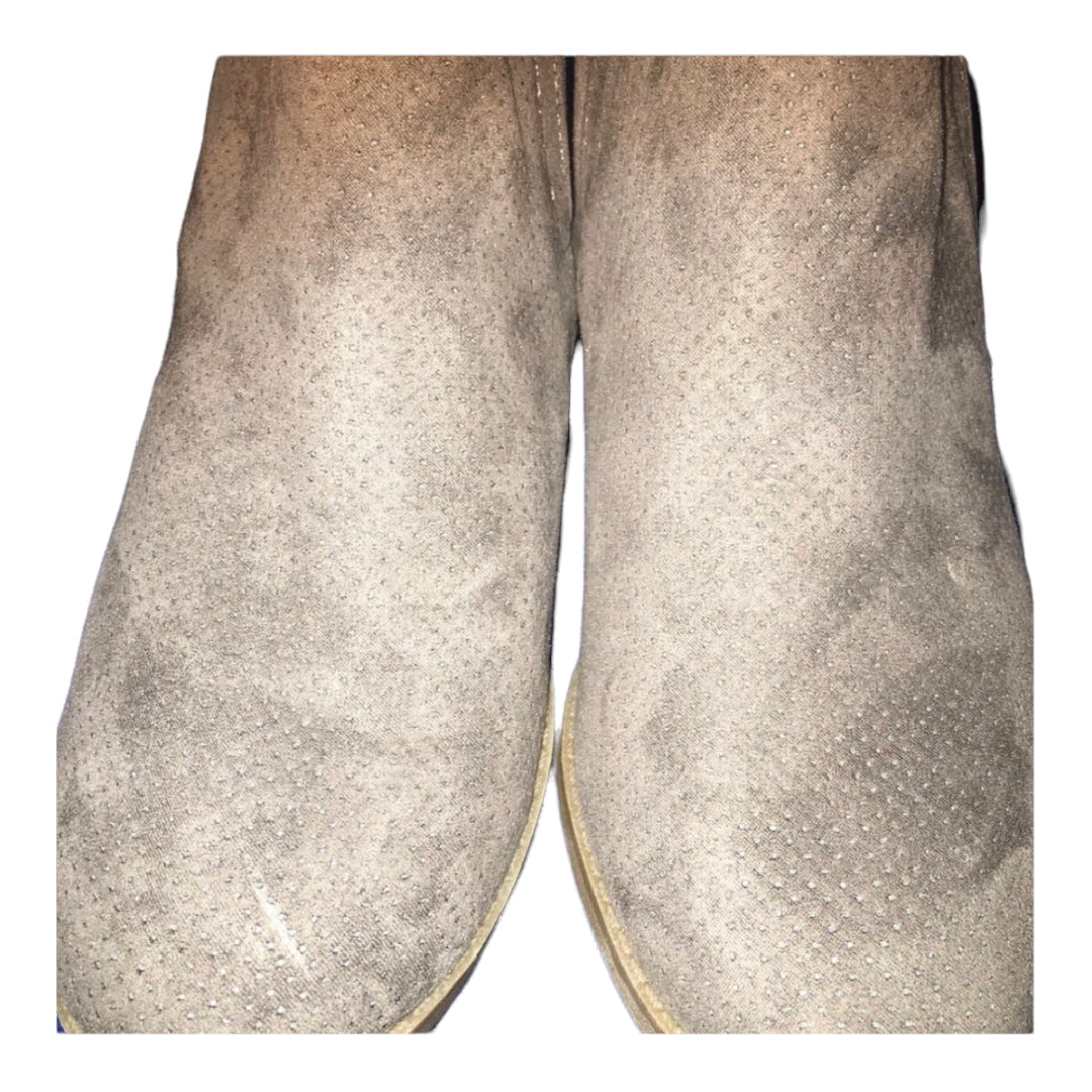 Womens Gray Suede Fashion Bootie-Universal Thread - GF Variety Shop