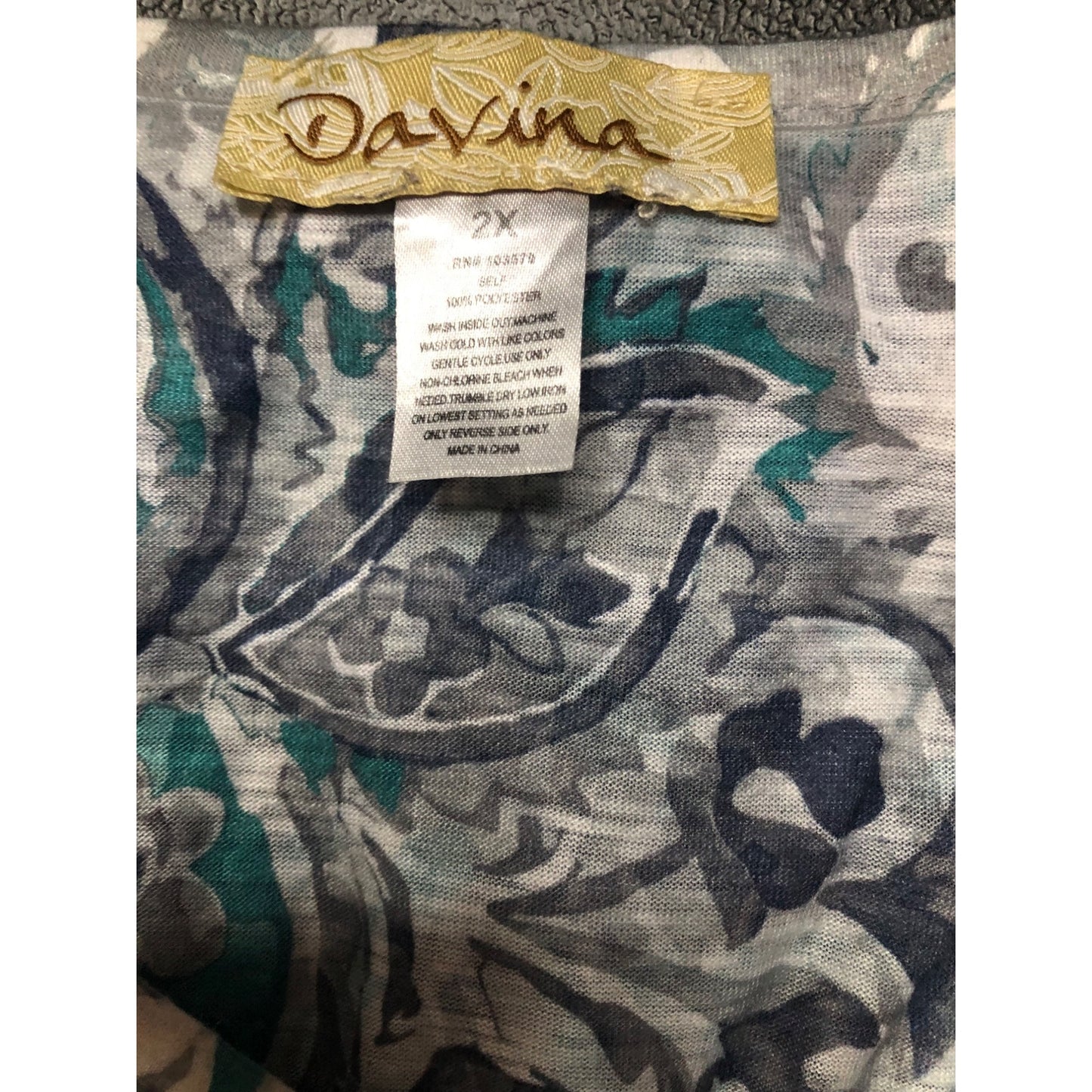 Paisley Print Short Sleeve Plus Size Top 2X By Davina Blue/Teal/Gray