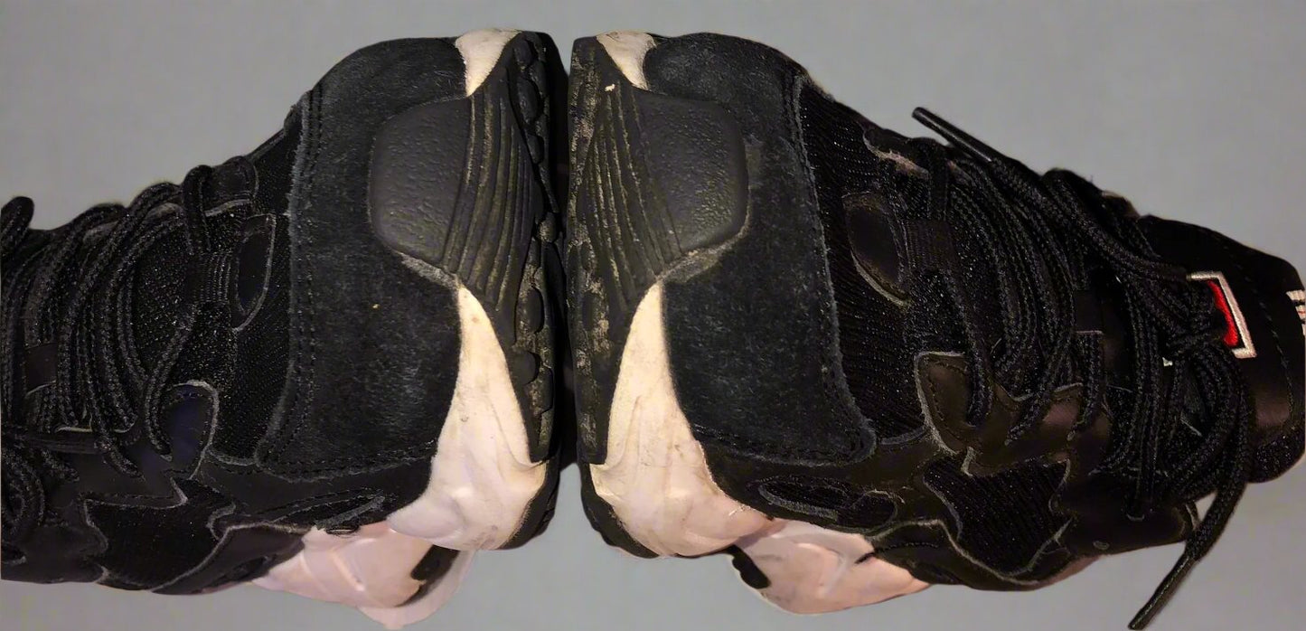 Fila Ray Tracer Boys Sneakers  Black/White Size 5 1/2 Pre-Owned