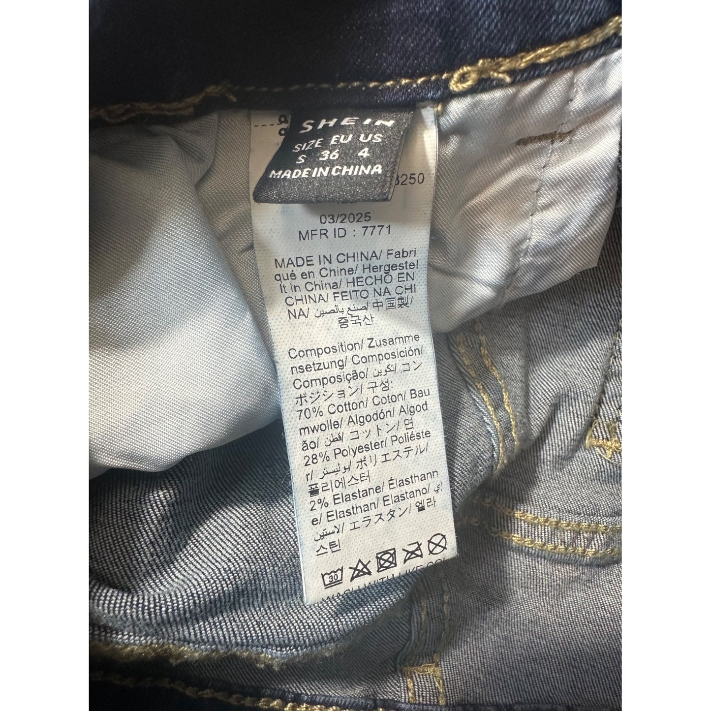 SHEIN Women’s Clothing Bundle-Shirt, Jean Capris & Skinny Jeans(Pre-Owned Size S, 27, 4)