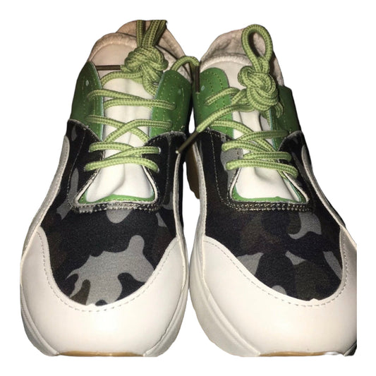 Jessica Carlyle Chunky Sawyer-Oil Fashion Sneakers - Variety Sales Etc.