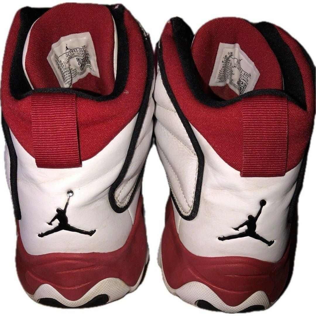 Nike Air Jordan Pro Strong Chicago White/Red/Black DC7911-101 Shoes size 6.5 Y