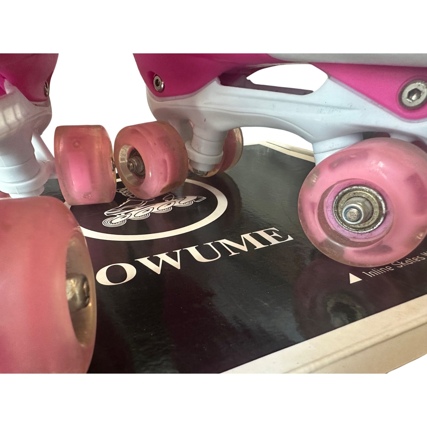 Sowume Adjustable Girl's Roller Skates, Light Up Colorful Wheels, Medium-(13-3 US)-Pre-Owned