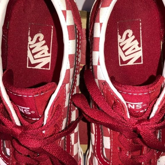 VANS Shoes Checkered Chili Pepper Red Ward Youth Size 3 Pre-Owned